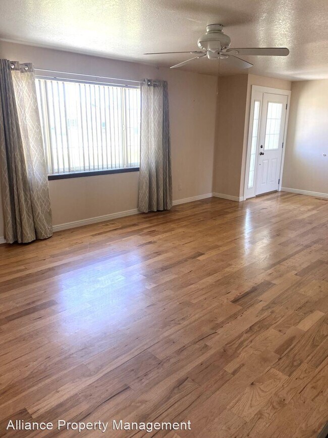 Building Photo - 3 br, 2 bath House - 4125 S 5500 W
