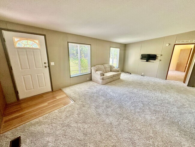 Foto del edificio - Suncrest Rental