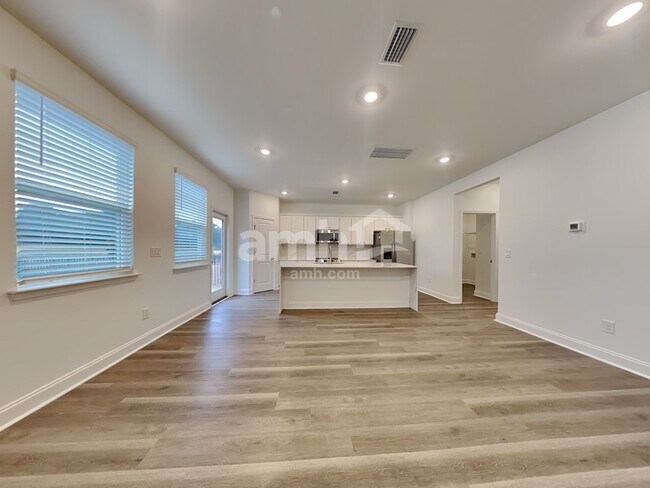 Foto del edificio - 168 Portside Pk Dr