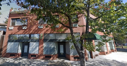 Building Photo - 3129 Broadway