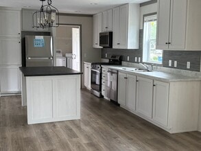 Building Photo - 3899 Auburn Ln