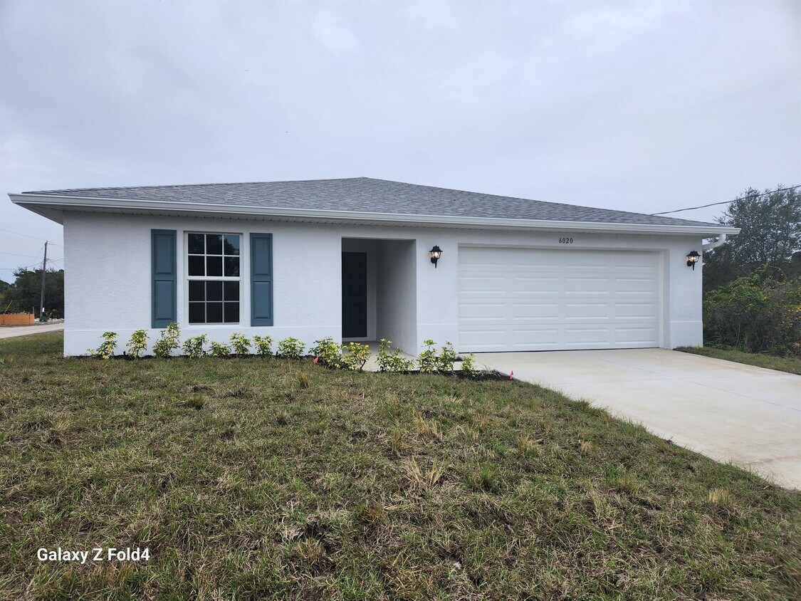 6020 Paula Ave N, Lehigh Acres, FL 33971 House Rental in Lehigh Acres