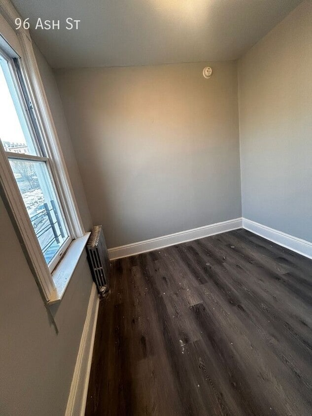 Photo - 96 Ash St-