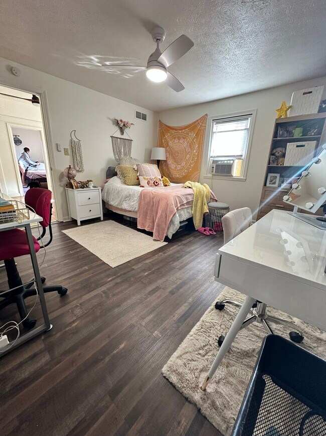 Foto del edificio - 414 Fairchild Ave