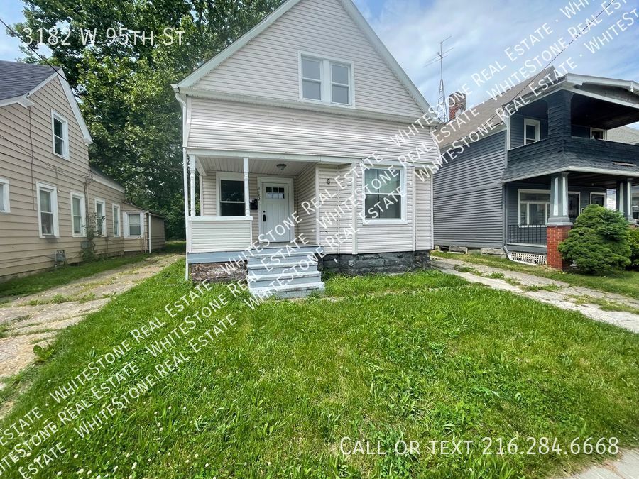 Foto principal - 3182 W 95th St