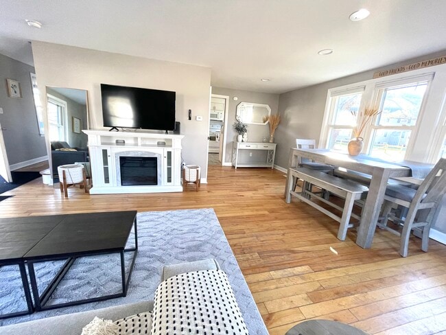 Building Photo - 20 Emanual Dr