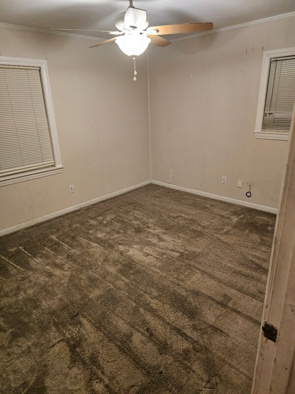 Foto del edificio - 3736 Cumberland Dr