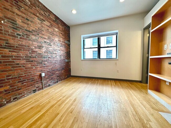 Foto del edificio - 141 Bowdoin St