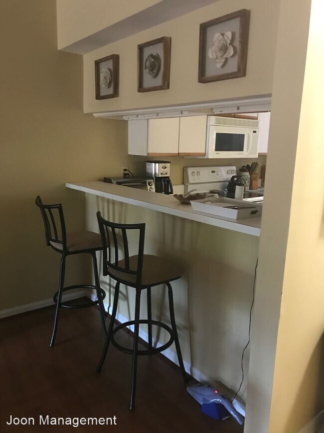 Foto del edificio - 2 br, 2 bath House - 119 West End Place