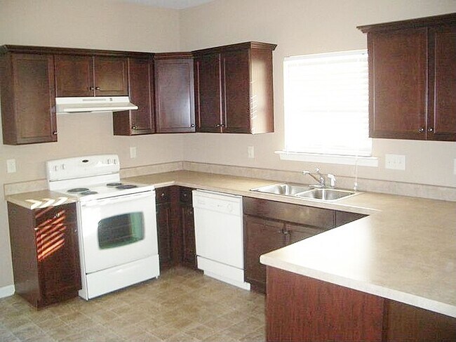 Foto del edificio - Home For Rent in Moody, AL!!  Available to View Now!!!