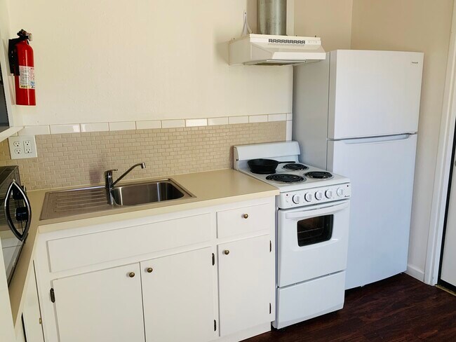 Foto del edificio - 1320 NW 27th St