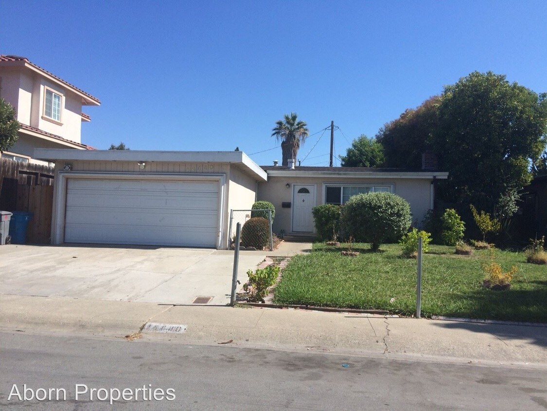 Foto principal - 14440 Buckner Dr
