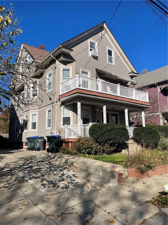 654 Hope St, Providence, RI 02906 Room for Rent in Providence, RI