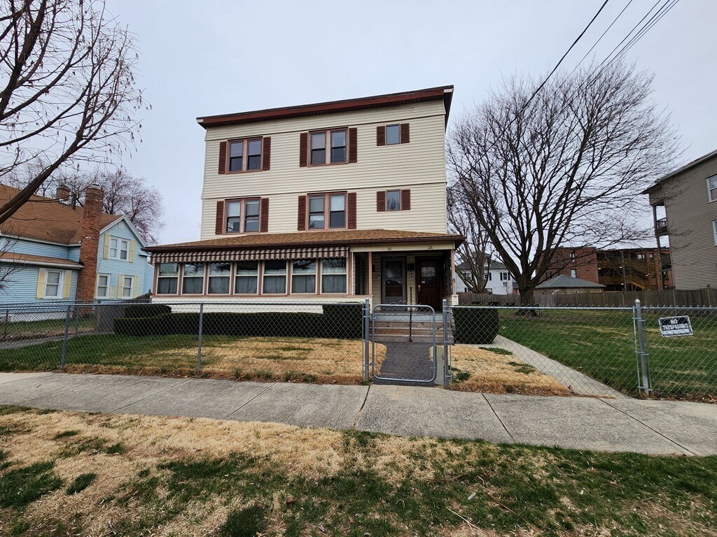 30 Bemis St, Chicopee, MA 01013 Townhome Rentals in Chicopee MA