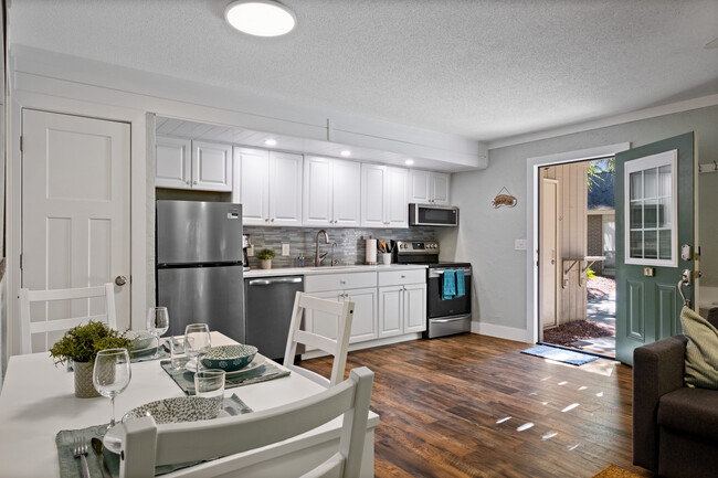 Building Photo - 217 Cordillo Pkwy