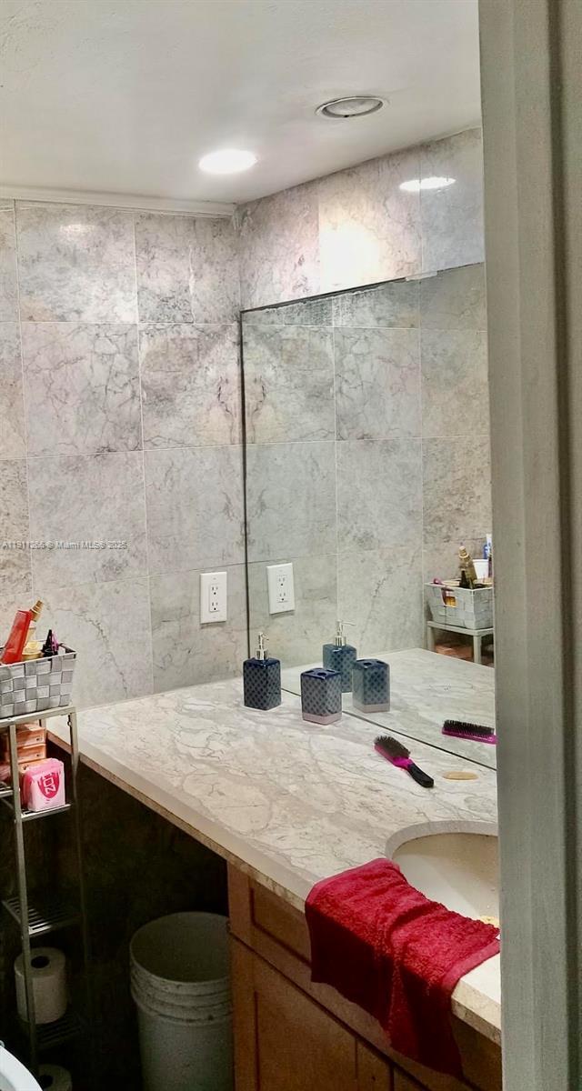 Foto del edificio - 4374 NW 9th Ave