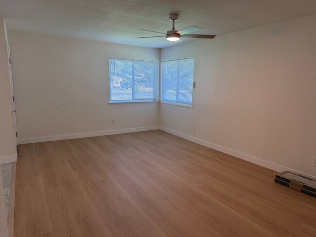 Foto del edificio - 2991 Belden St