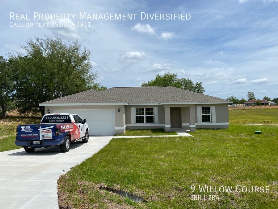 Primary Photo - Silver Springs Shores - Welcome Home