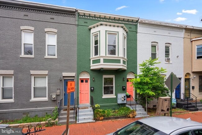 Foto del edificio - 23 Bates St NW