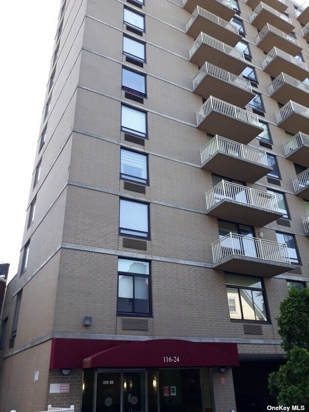 11624 Grosvenor Ln, Queens, NY 11418 Condo for Rent in Queens, NY