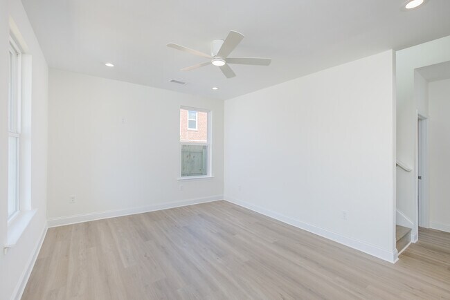 Foto del edificio - 1122 Rodey Ave