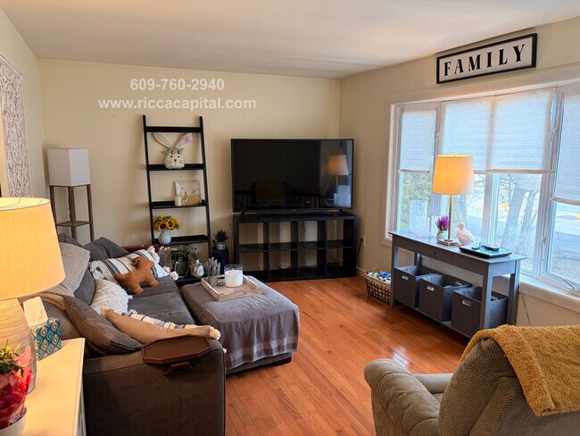 Building Photo - 184 Tansboro Rd