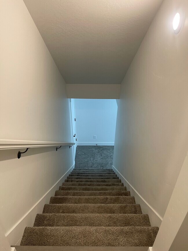 Foto del edificio - 731 N 160 E