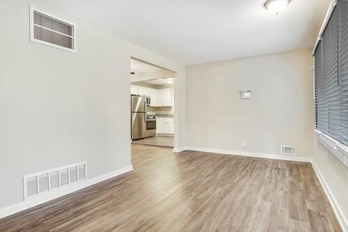 Building Photo - 1389 Sandy Ln