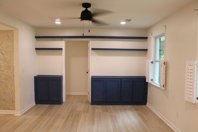Building Photo - 4 Bedroom, 3 Bathroom Home in Magnolia Ranch - West Ashley
