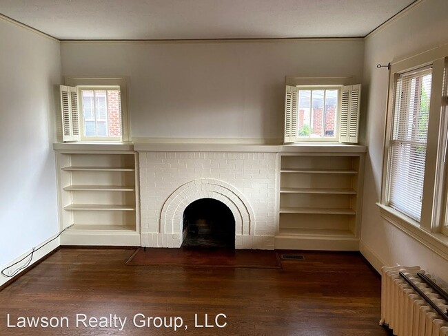 Building Photo - 2202 Richelieu Ave SW