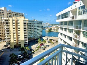 Building Photo - 1801 S Ocean Dr