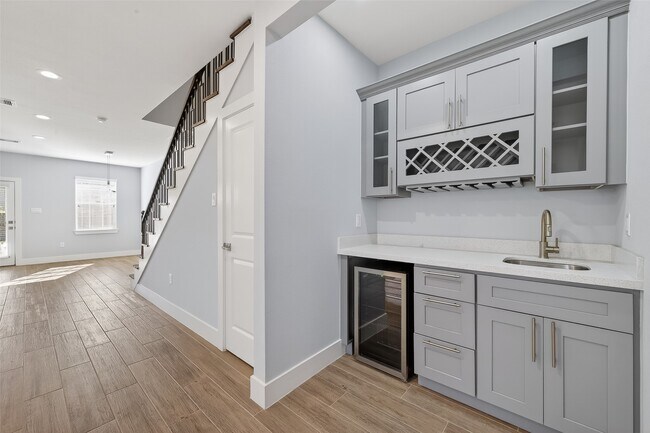 Foto del edificio - 10021 Alfred Ln