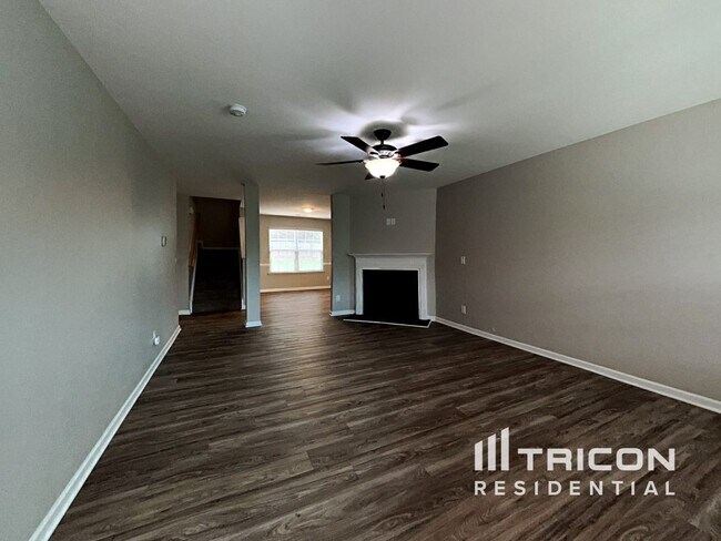 Foto del edificio - 6609 Tromble Road Whitsett NC