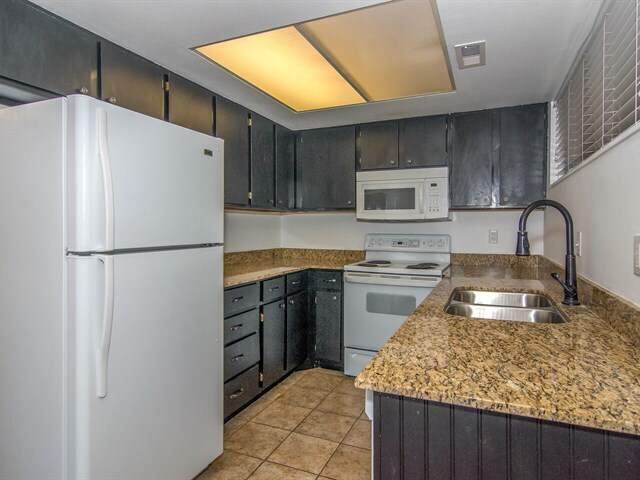 Foto del edificio - 963 Springcrest Ct