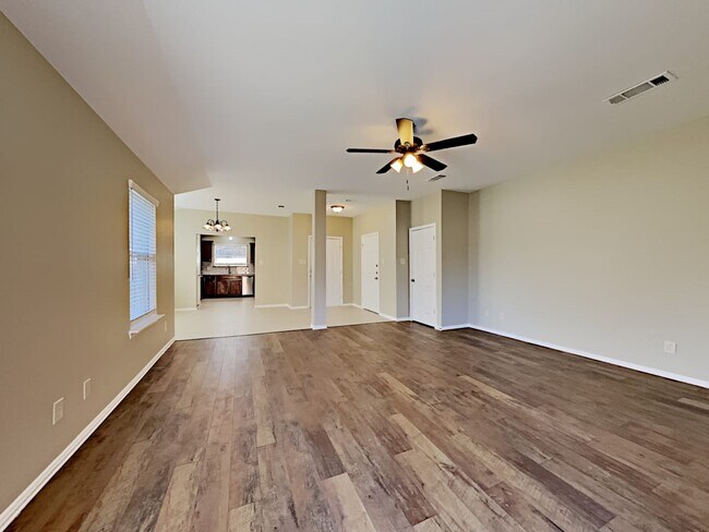 Foto del edificio - 2308 Arrowhead Dr