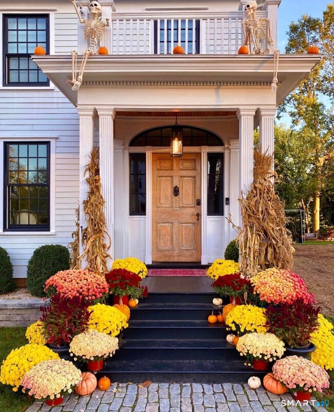 Building Photo - 160 Main St