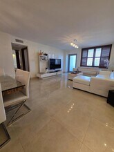 Building Photo - 9225 Collins Ave