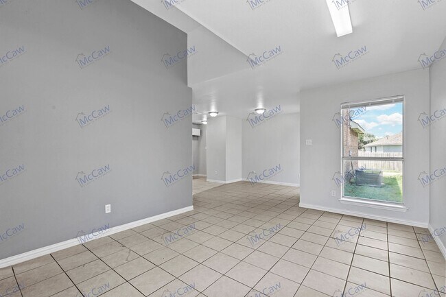 Foto del edificio - Freshly Renovated 4-bed 2-bath in Desoto, TX!