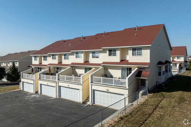 Building Photo - The Brittany's Apartments and Townhomes