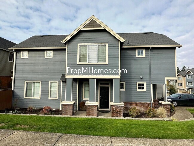 Foto del edificio - Spacious 3-Bedroom Retreat on Prime Corner...