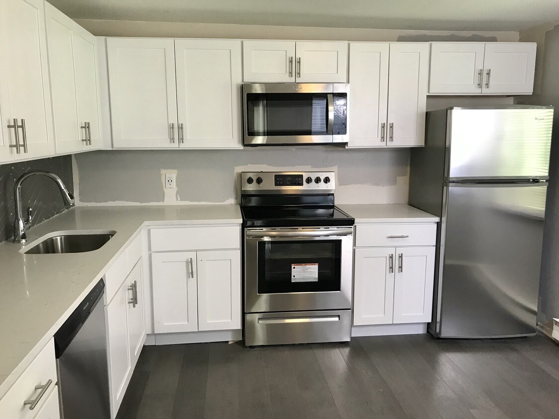 Foto principal - 282 Meridian St
