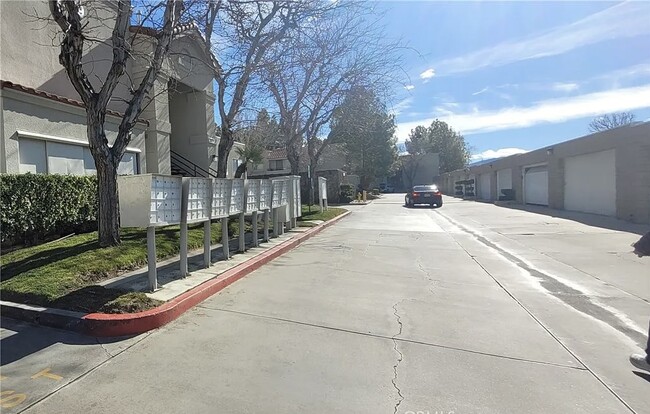 Building Photo - 2833 W Avenue K12