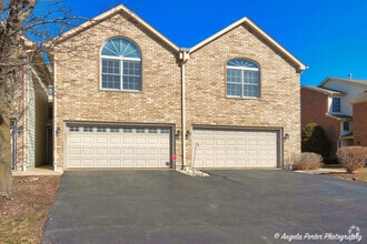 Building Photo - 5850 Fieldstone Trail