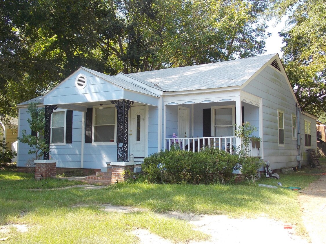 Primary Photo - 417 Mable St