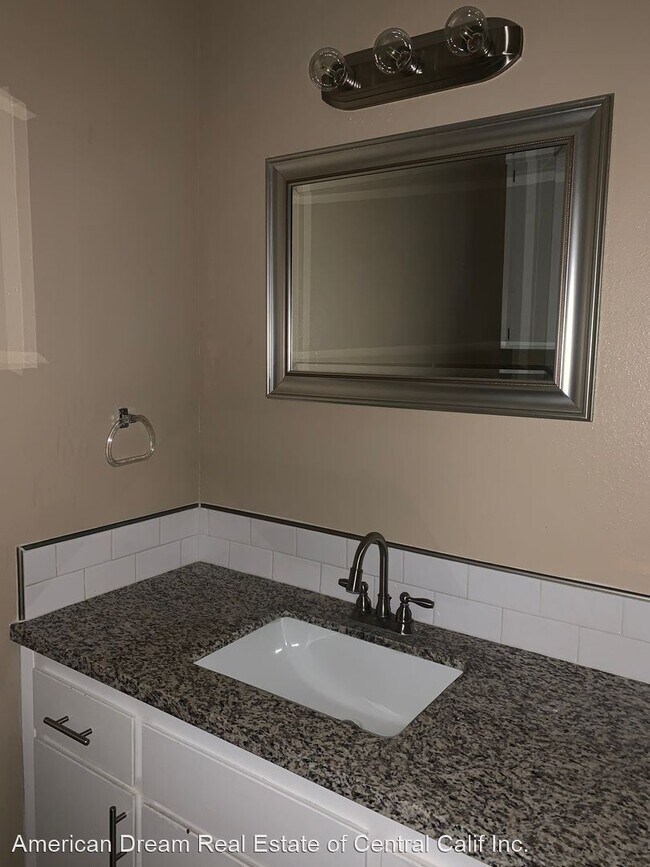 Foto del edificio - 3 br, 2 bath House - 2249 N 10th Ave