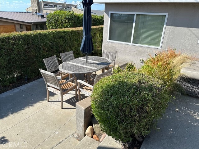 Building Photo - 220 Grandview St