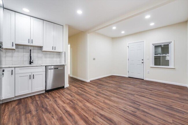Photo - 97 St Pauls Avenue Unit 1A Apartment