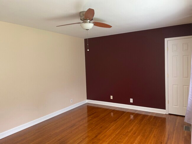 Building Photo - 4021 Darlene Dr
