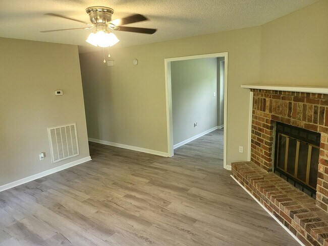 Foto del edificio - Nice Mt. Juliet Ranch 4 bedroom 2 bath on ...