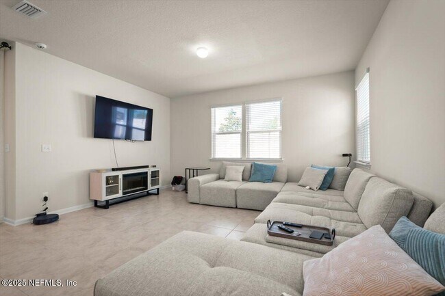 Building Photo - 7194 Red Timber Rd